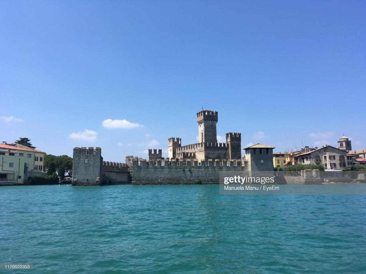 La Lampara Сирмионе Экстерьер фото